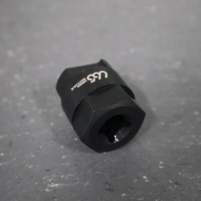 FotoTOOL FOR OIL CAP REMOVAL BMW